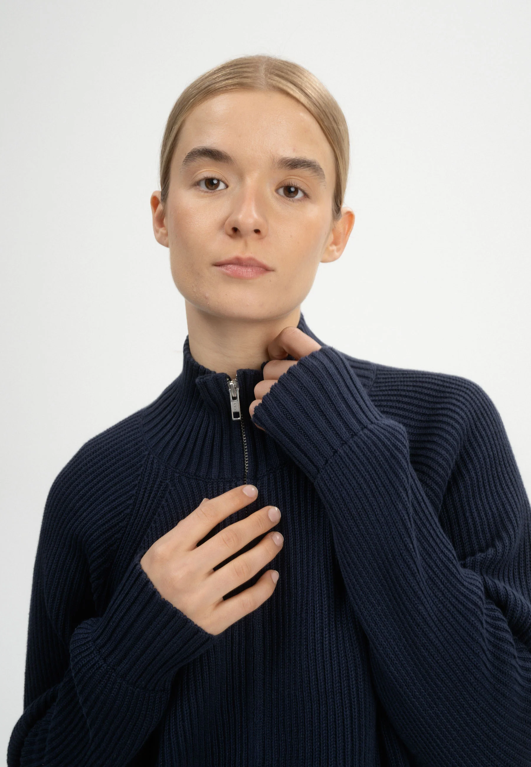 Rippstrick Jacke Style KAMUKA - Image 15