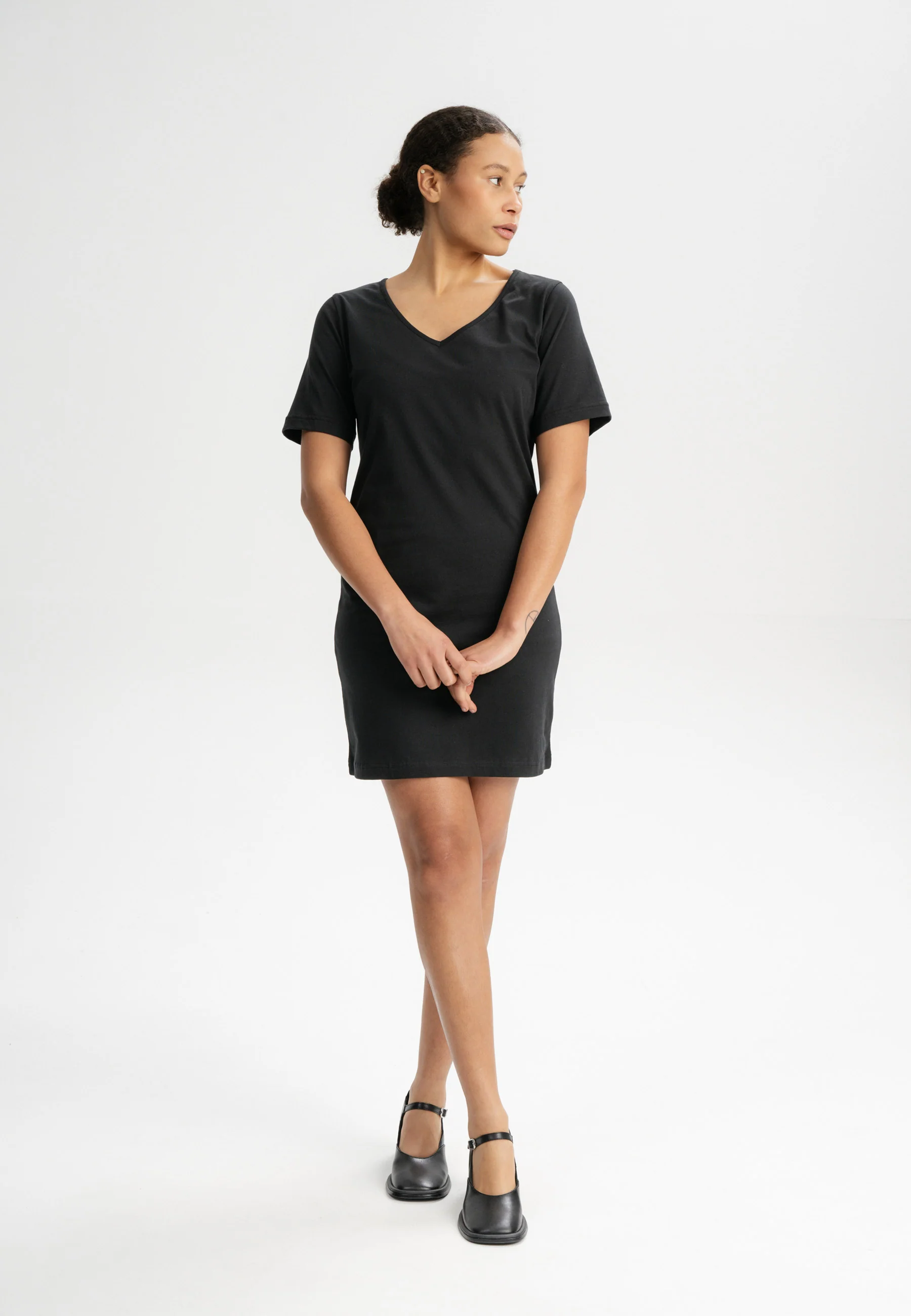 V-Neck Kleid Style JANITRA - Image 19