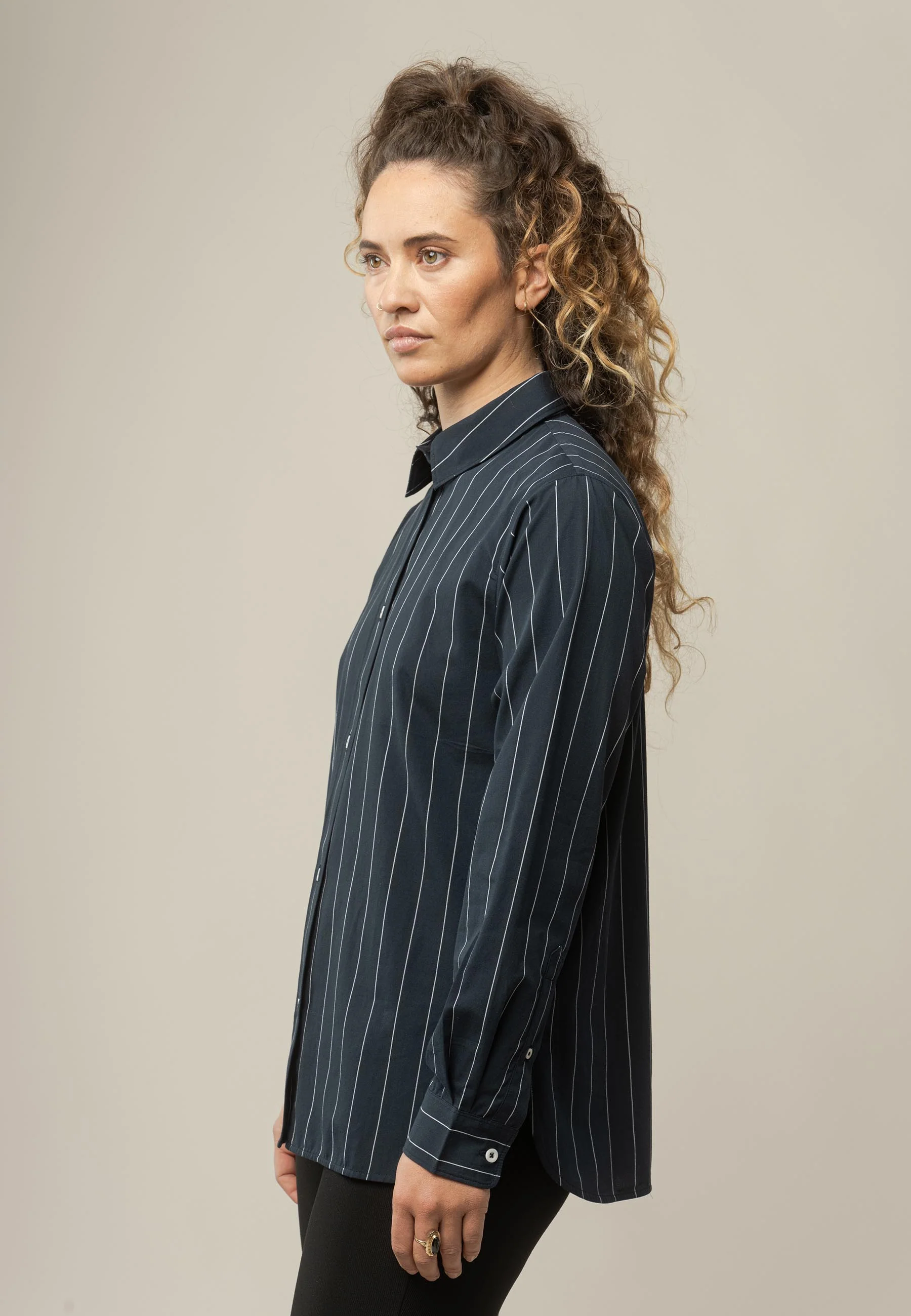 klassische Bluse Style NAINA - Image 9