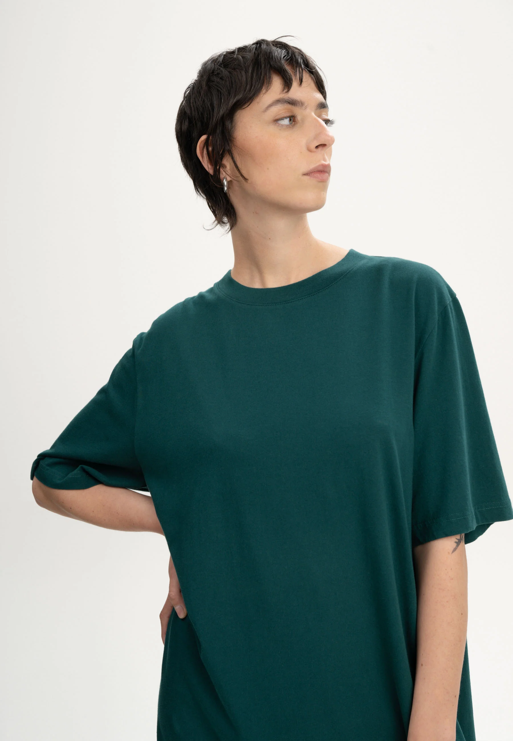 Oversized T-Shirt Kleid Style BAASU - Image 12