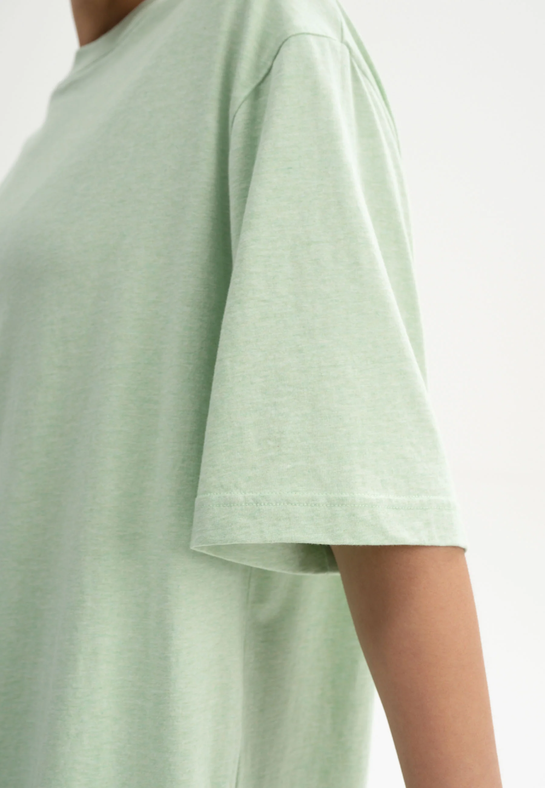 Oversized T-Shirt Kleid Style BAASU - Image 4