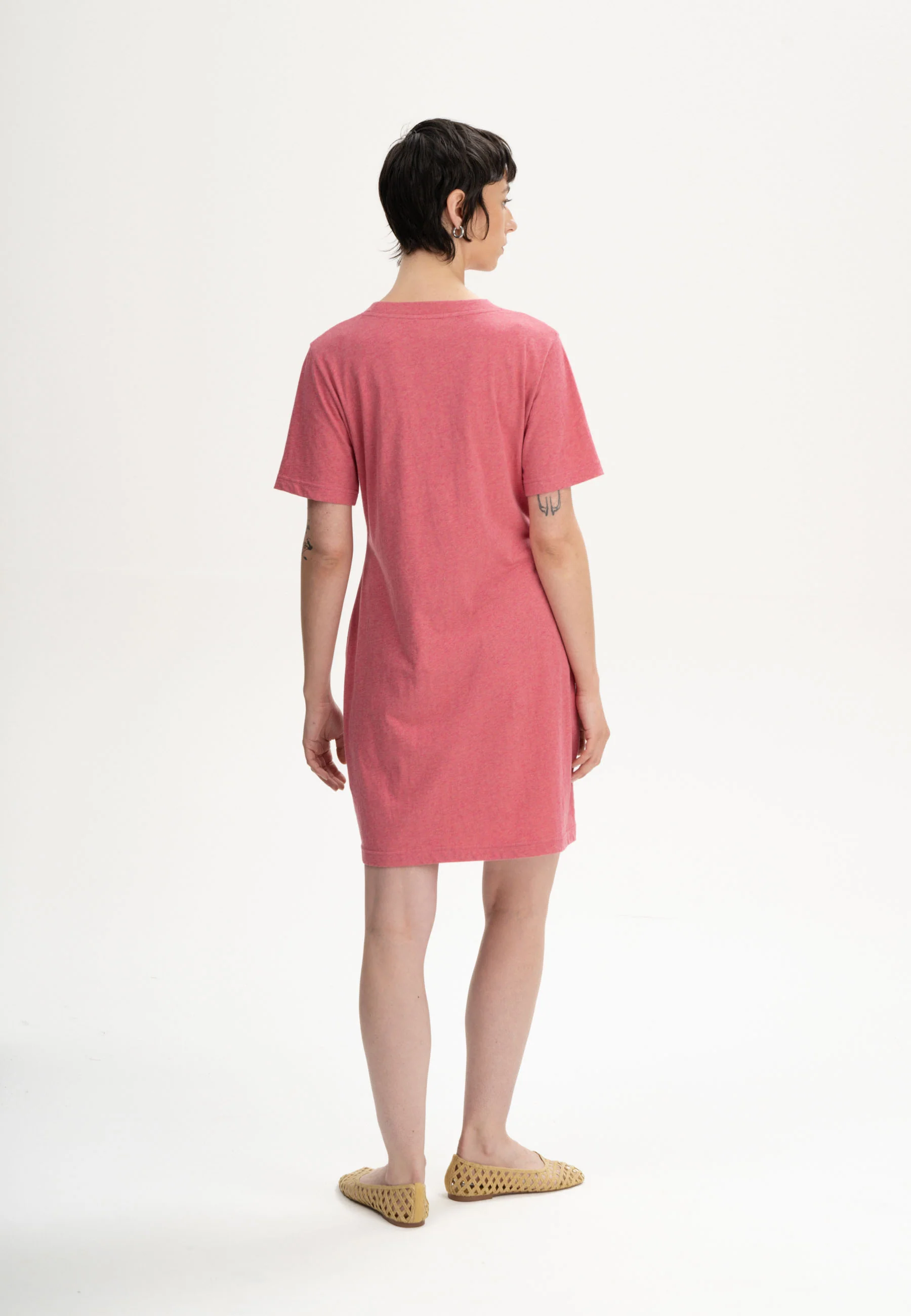 T-Shirt Kleid Style DARSHA - Image 19